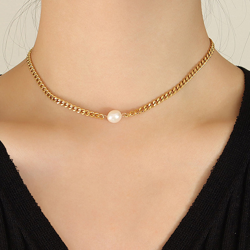 Venus Necklace